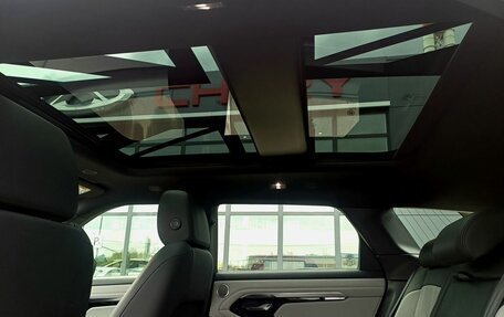 Land Rover Range Rover Evoque II, 2022 год, 4 999 000 рублей, 32 фотография