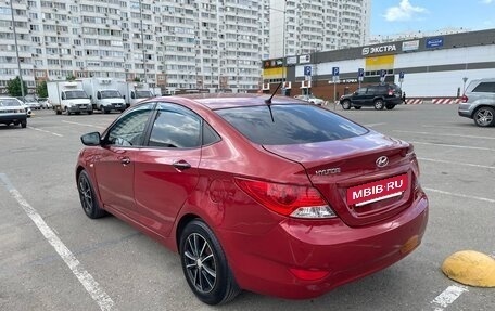 Hyundai Solaris II рестайлинг, 2012 год, 500 000 рублей, 4 фотография