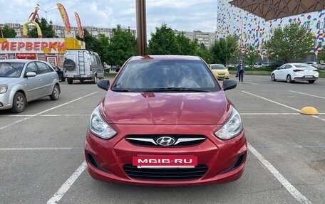 Hyundai Solaris II рестайлинг, 2012 год, 500 000 рублей, 2 фотография