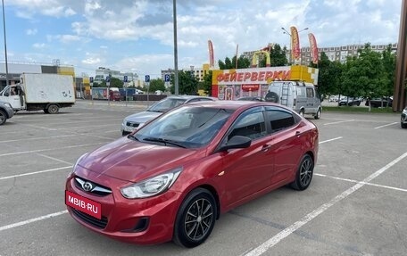 Hyundai Solaris II рестайлинг, 2012 год, 500 000 рублей, 3 фотография