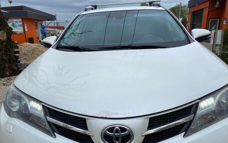Toyota RAV4, 2013 год, 2 050 000 рублей, 12 фотография