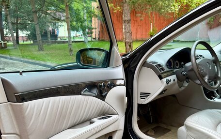 Mercedes-Benz E-Класс, 2004 год, 1 400 000 рублей, 17 фотография