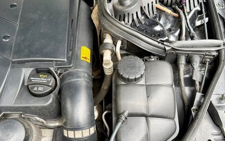 Mercedes-Benz E-Класс, 2004 год, 1 400 000 рублей, 36 фотография