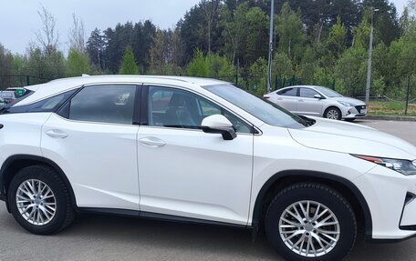 Lexus RX IV рестайлинг, 2017 год, 3 100 000 рублей, 3 фотография
