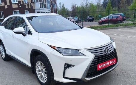 Lexus RX IV рестайлинг, 2017 год, 3 100 000 рублей, 2 фотография
