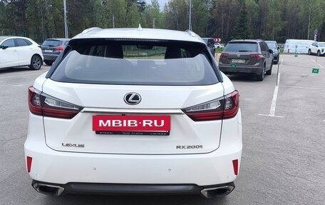Lexus RX IV рестайлинг, 2017 год, 3 100 000 рублей, 5 фотография