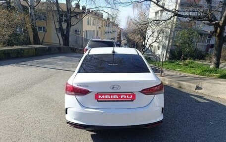 Hyundai Solaris II рестайлинг, 2020 год, 850 000 рублей, 2 фотография