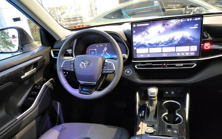 Toyota Highlander, 2026 год, 5 660 000 рублей, 15 фотография