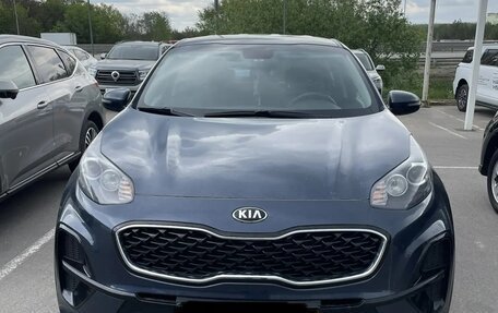 KIA Sportage IV рестайлинг, 2019 год, 2 400 000 рублей, 1 фотография