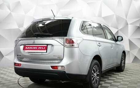 Mitsubishi Outlander III рестайлинг 3, 2012 год, 1 360 000 рублей, 1 фотография