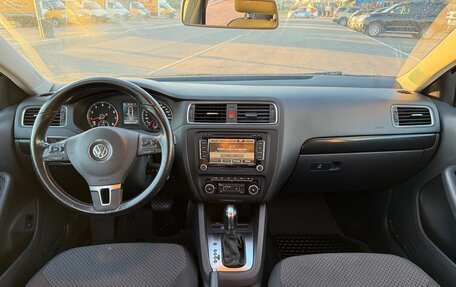 Volkswagen Jetta VI, 2012 год, 690 000 рублей, 5 фотография