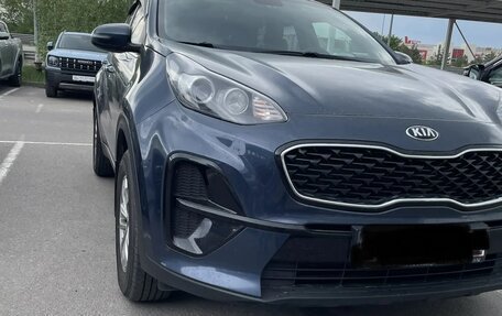 KIA Sportage IV рестайлинг, 2019 год, 2 400 000 рублей, 2 фотография