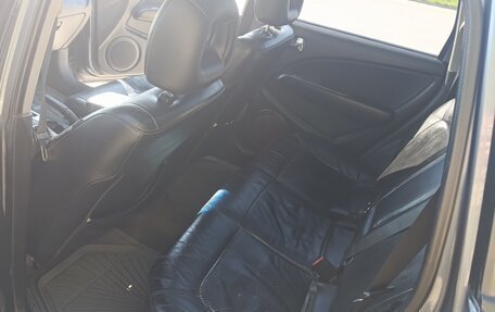 Mitsubishi Outlander III рестайлинг 3, 2004 год, 600 000 рублей, 12 фотография