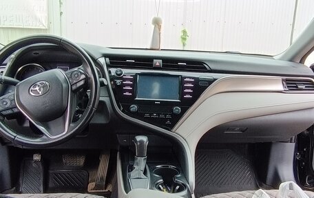 Toyota Camry, 2020 год, 2 550 000 рублей, 9 фотография