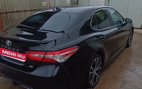 Toyota Camry, 2020 год, 2 550 000 рублей, 4 фотография