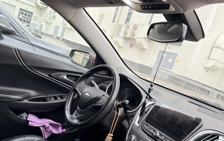 Chevrolet Malibu IX, 2016 год, 1 050 000 рублей, 2 фотография