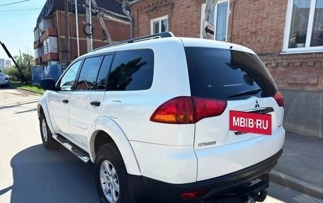 Mitsubishi Pajero Sport II рестайлинг, 2011 год, 1 550 000 рублей, 4 фотография