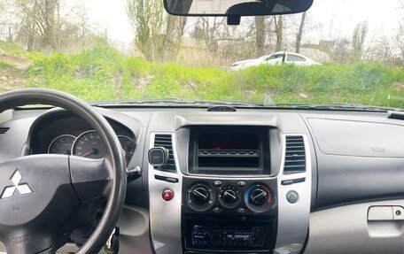 Mitsubishi Pajero Sport II рестайлинг, 2011 год, 1 550 000 рублей, 8 фотография