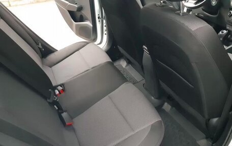 Hyundai Solaris II рестайлинг, 2018 год, 1 300 000 рублей, 7 фотография