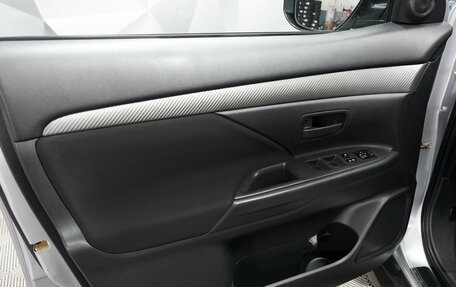 Mitsubishi Outlander III рестайлинг 3, 2012 год, 1 360 000 рублей, 7 фотография