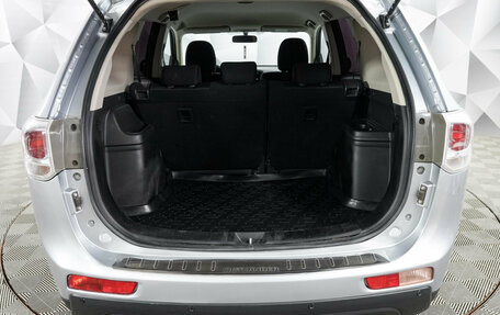 Mitsubishi Outlander III рестайлинг 3, 2012 год, 1 360 000 рублей, 11 фотография