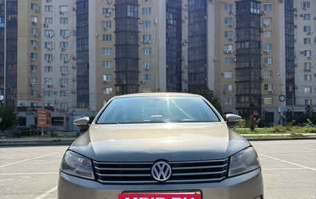 Volkswagen Passat B7, 2012 год, 1 070 000 рублей, 1 фотография