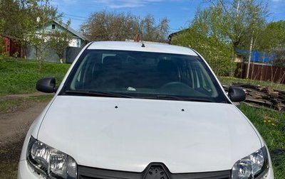 Renault Logan II, 2017 год, 1 100 000 рублей, 1 фотография