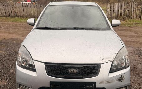 KIA Rio II, 2010 год, 350 000 рублей, 1 фотография