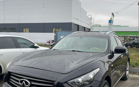 Infiniti FX II, 2012 год, 1 460 000 рублей, 1 фотография