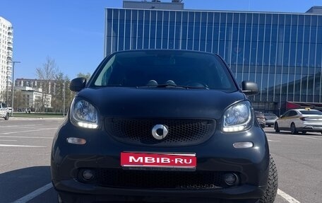 Smart Fortwo III, 2018 год, 1 480 000 рублей, 1 фотография
