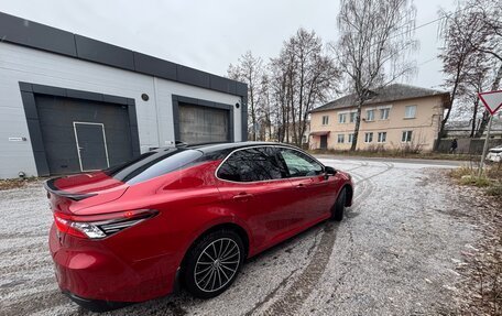 Toyota Camry, 2021 год, 3 030 000 рублей, 7 фотография