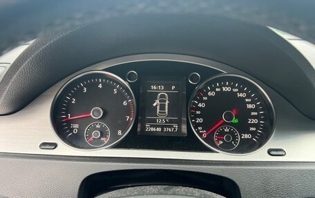Volkswagen Passat CC I рестайлинг, 2010 год, 850 000 рублей, 16 фотография