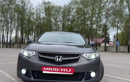 Honda Accord VIII рестайлинг, 2008 год, 1 300 000 рублей, 2 фотография