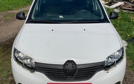 Renault Logan II, 2017 год, 1 100 000 рублей, 4 фотография