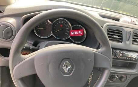 Renault Logan II, 2017 год, 1 100 000 рублей, 8 фотография