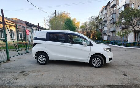 Honda Freed I, 2013 год, 1 349 990 рублей, 4 фотография