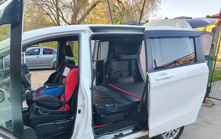Honda Freed I, 2013 год, 1 349 990 рублей, 12 фотография