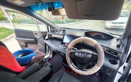 Honda Freed I, 2013 год, 1 349 990 рублей, 15 фотография
