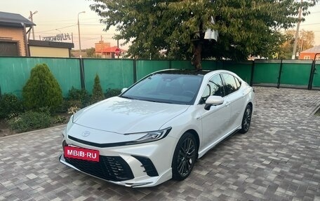 Toyota Camry, 2025 год, 2 960 000 рублей, 2 фотография