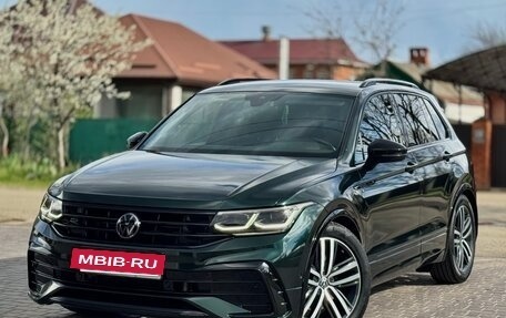 Volkswagen Tiguan II, 2021 год, 3 690 000 рублей, 2 фотография