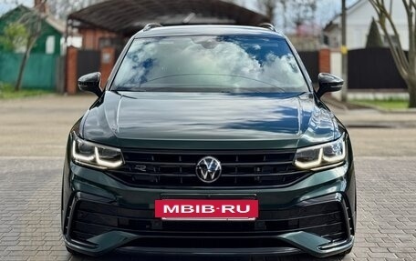 Volkswagen Tiguan II, 2021 год, 3 690 000 рублей, 4 фотография