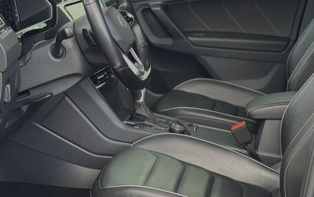 Volkswagen Tiguan II, 2021 год, 3 690 000 рублей, 27 фотография