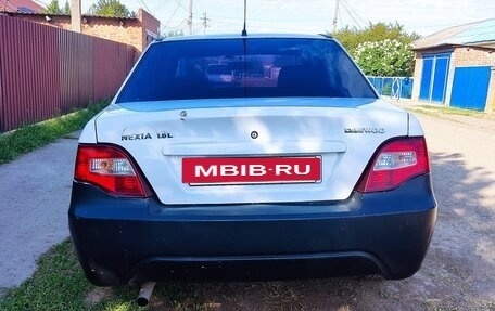 Daewoo Nexia I рестайлинг, 2012 год, 180 000 рублей, 4 фотография