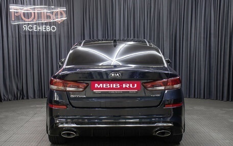 KIA Optima IV, 2019 год, 2 349 000 рублей, 6 фотография