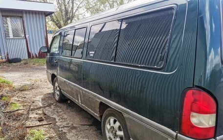 SsangYong Istana, 2001 год, 350 000 рублей, 3 фотография