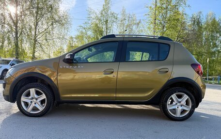 Renault Sandero II рестайлинг, 2015 год, 900 000 рублей, 3 фотография
