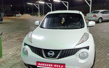 Nissan Juke II, 2014 год, 870 000 рублей, 27 фотография