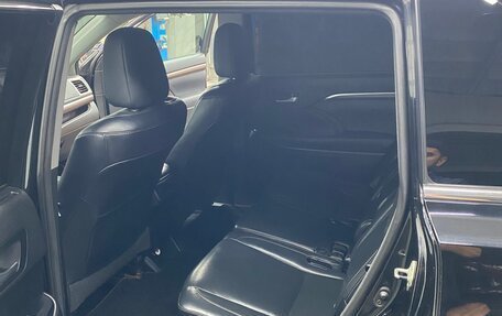 Toyota Highlander III, 2015 год, 2 650 000 рублей, 11 фотография