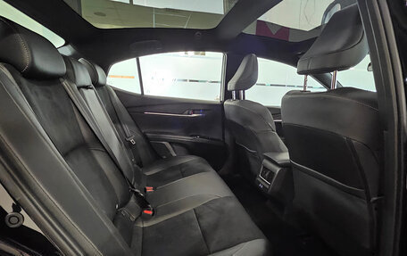 Toyota Camry, 2026 год, 4 490 000 рублей, 14 фотография