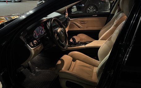 BMW 5 серия, 2016 год, 2 000 000 рублей, 3 фотография